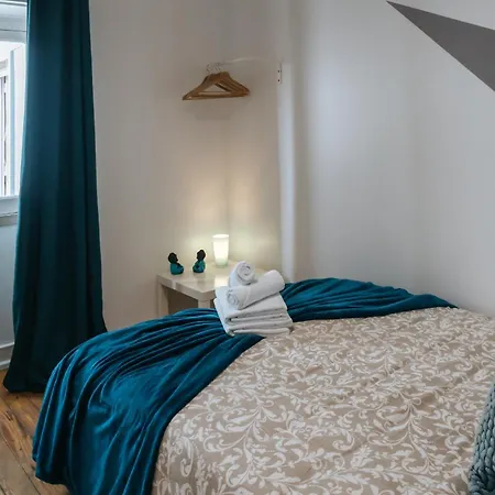 Daniela's 306 ליסבון